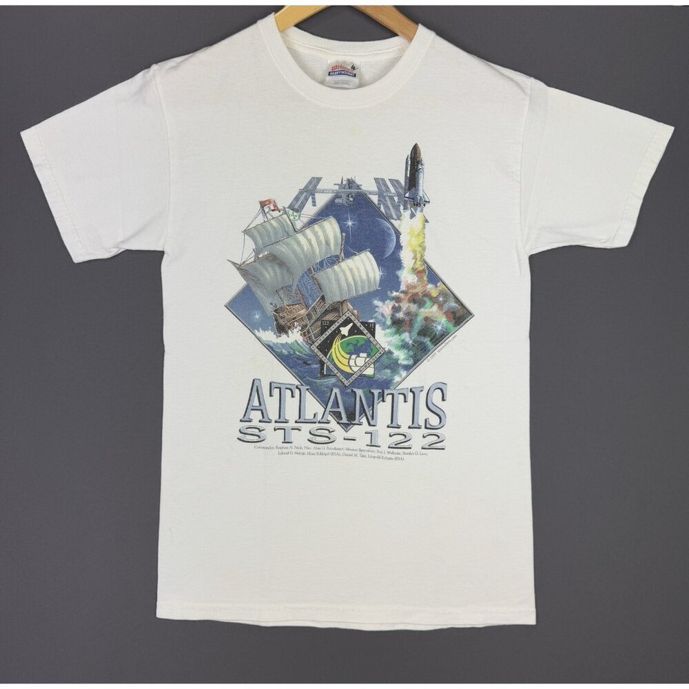 Vintage Y2K Atlantis STS-122 Space Ship Eyharts Frick Poindexter White Shirt Art